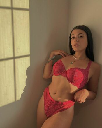 Marta De Lola