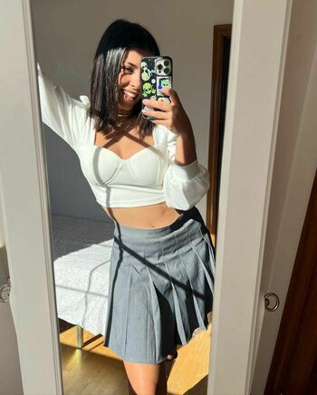 Marta De Lola