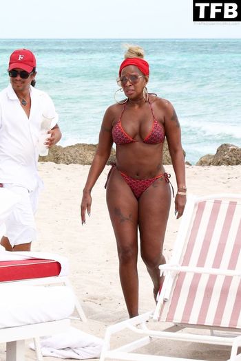 Mary J. Blige