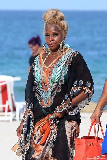 Mary J. Blige