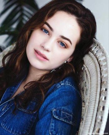 Mary Mouser