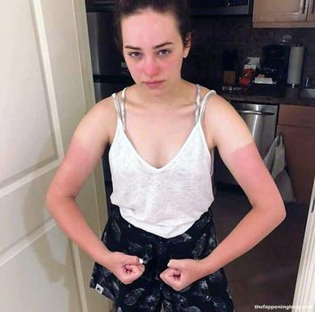 Mary Mouser