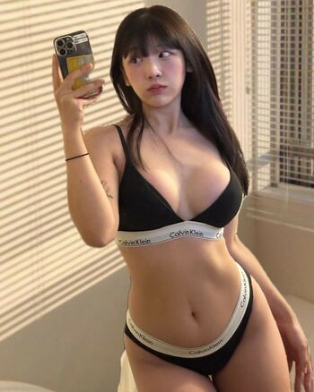 _may.e 은지