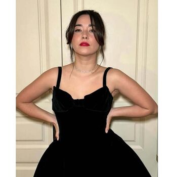 Maya Erskine