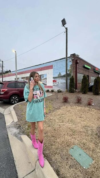 Mckenzi Mae