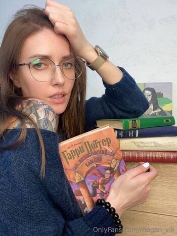 megan_vik