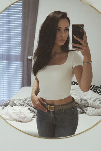 Melanie schmid