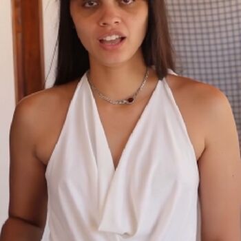 Menina Veneno