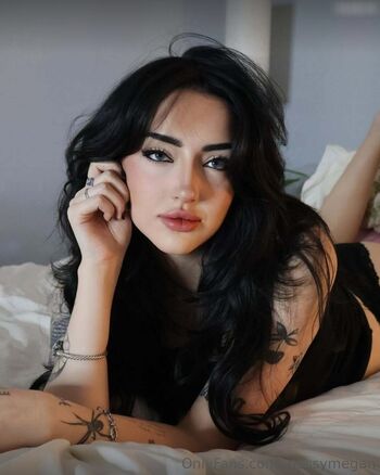 Messy Megan