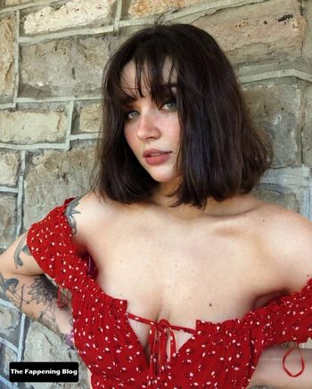 Mia Alves