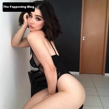 Mia Alves