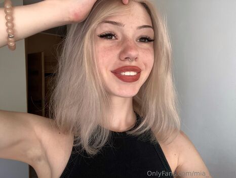 Mia_Bluebird