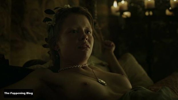 Mia Goth