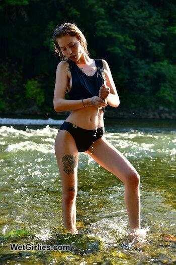 Mia Shy