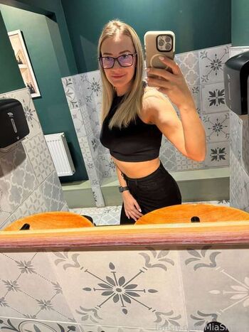 Mia Sinner