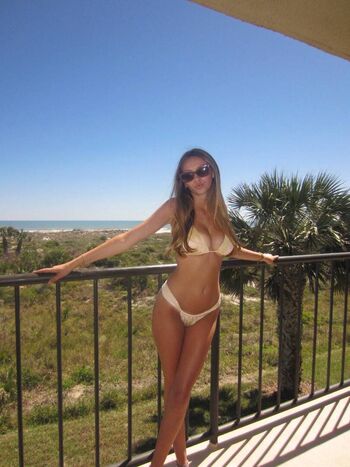 Mia Steele