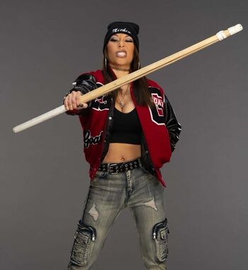 Mia Yim