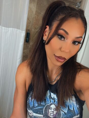 Mia Yim