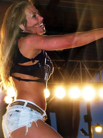 Mickie James