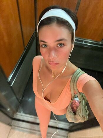 Mikaila71002