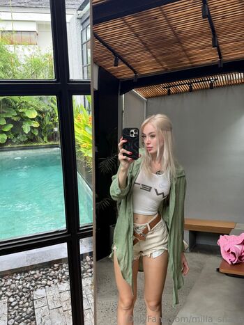 milla_snake
