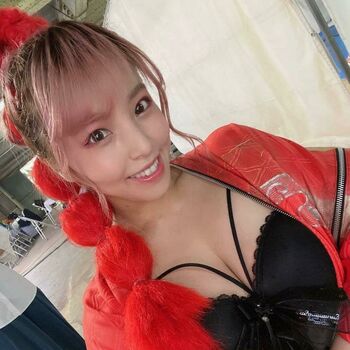 Mina Shirakawa