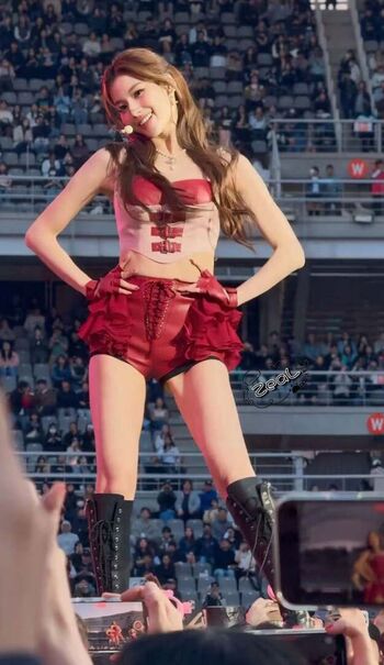 Minatozaki Sana