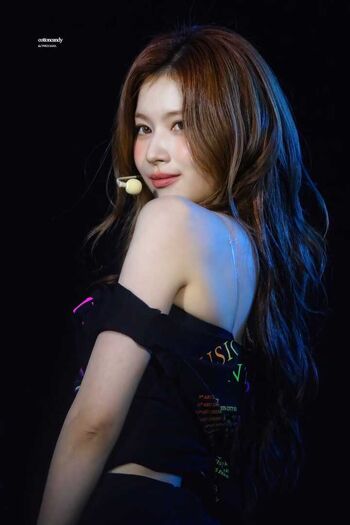 Minatozaki Sana