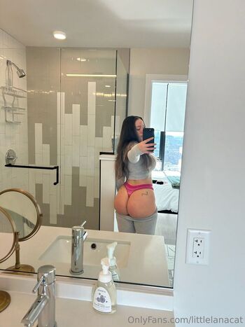 Mindy Rain