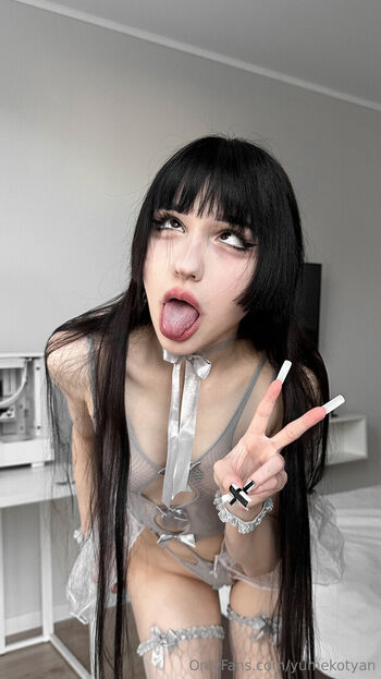misaki_waifu
