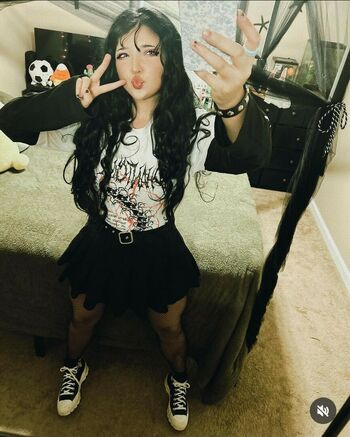 miss.molotov