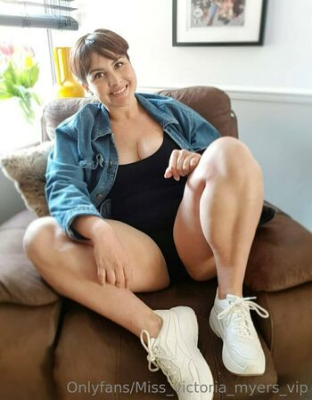 miss_victoria_myers_vip