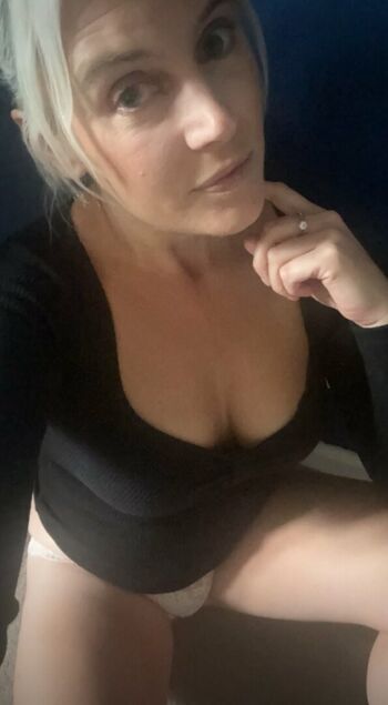 Missnylons07