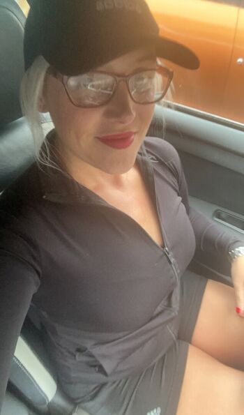 Missnylons07