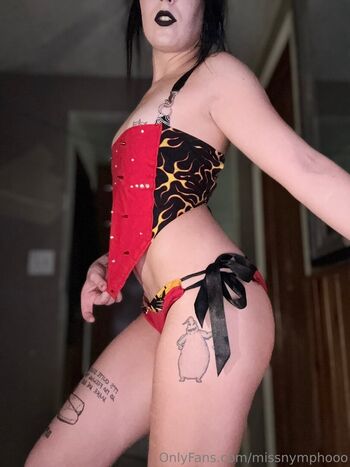 missnymphooo