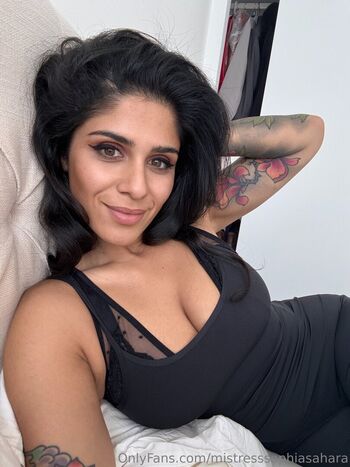 mistresssophiasahara