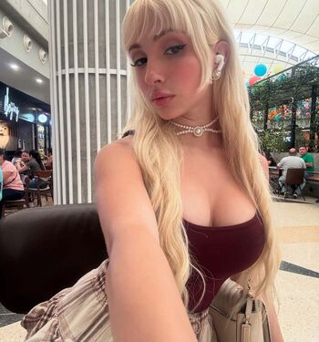 Mochidolll