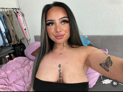 Moesha- Nadine
