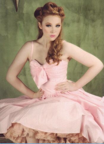 Molly Quinn