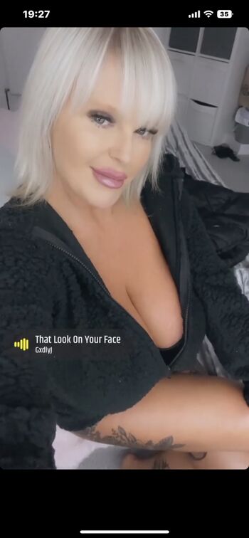 mollyjfoxx