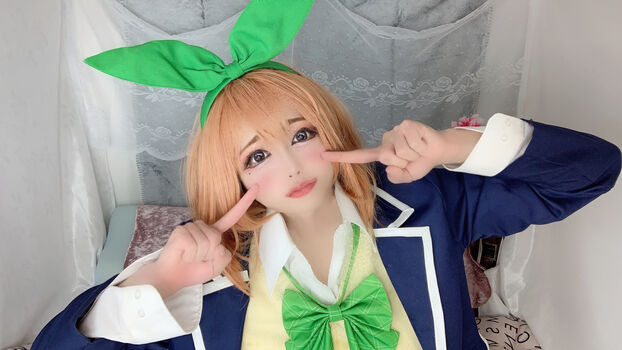 Momo JP Cosplay
