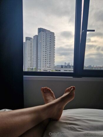momsandfeet