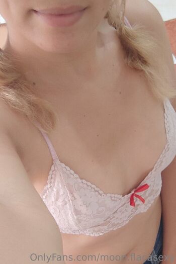 moon.flacasexy