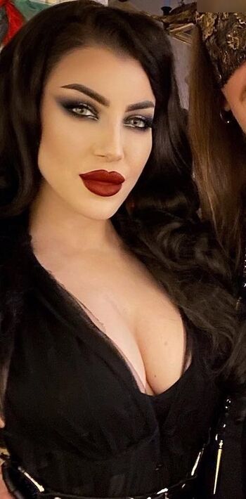 Morgana Threnody in Velvet