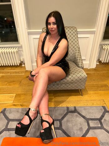 morticia_adms