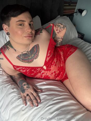 mothxplayboyx