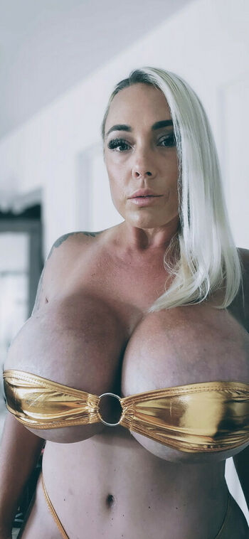 MrsPineappleGoddess
