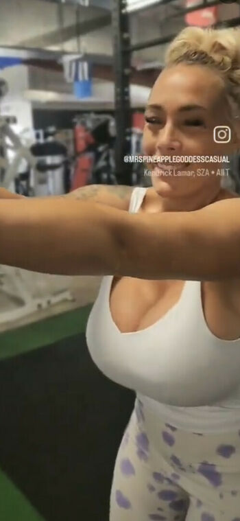 MrsPineappleGoddess