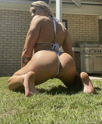 musclebarbie001
