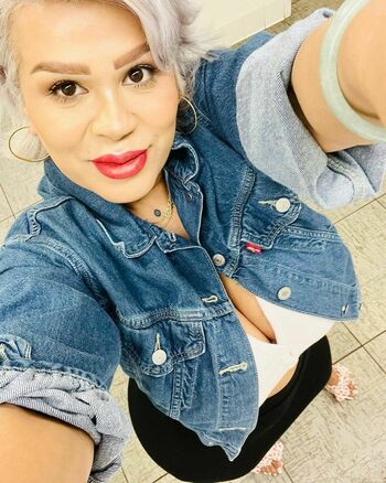 Myra La Chula